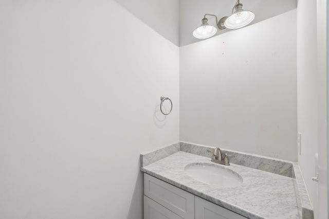 1209 Hawkins St Apt 4, Nashville, TN 37203
