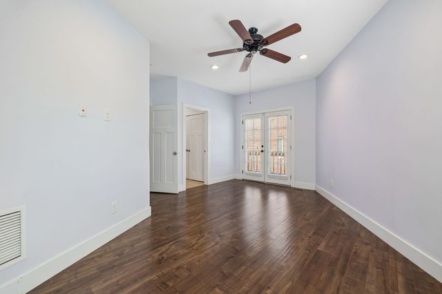 1209 Hawkins St Apt 4, Nashville, TN 37203