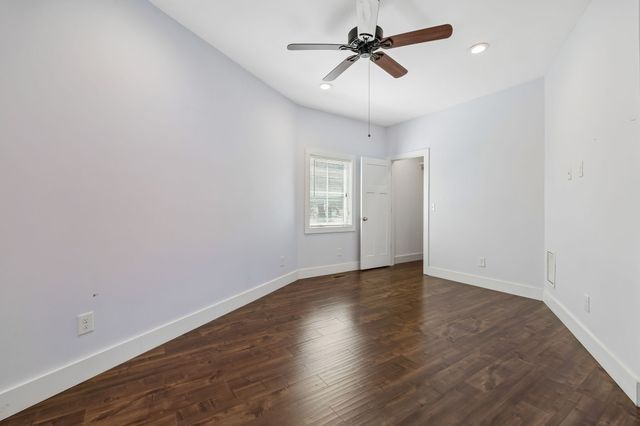 1209 Hawkins St Apt 4, Nashville, TN 37203