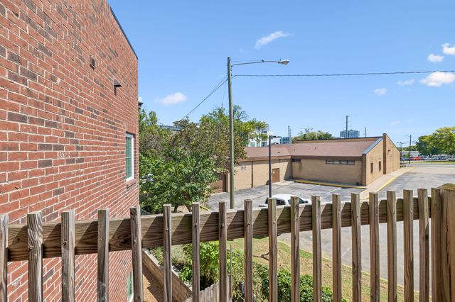 1209 Hawkins St Apt 4, Nashville, TN 37203
