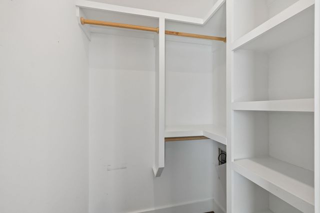 1209 Hawkins St Apt 4, Nashville, TN 37203