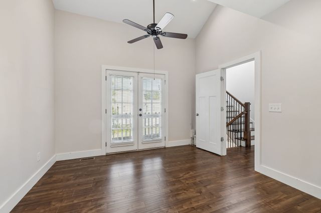 1209 Hawkins St Apt 4, Nashville, TN 37203