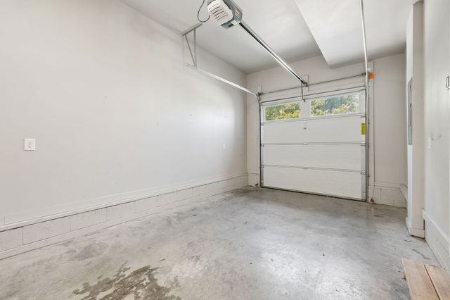 1209 Hawkins St Apt 4, Nashville, TN 37203