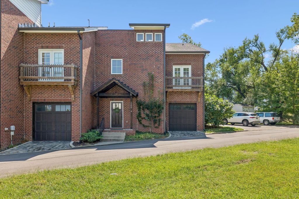 1209 Hawkins St Apt 4, Nashville, TN 37203