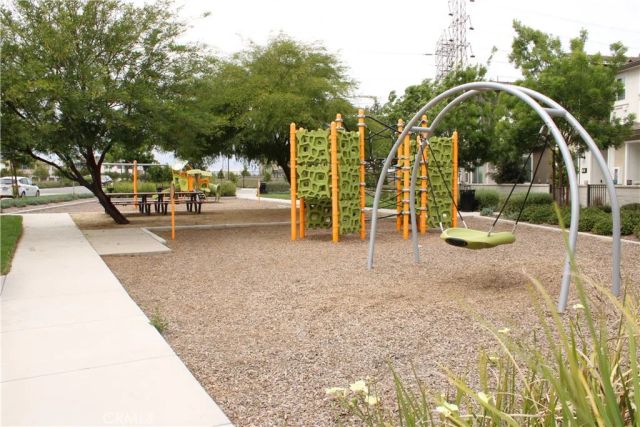 3652 E Moonlight 89, Ontario, CA 91761