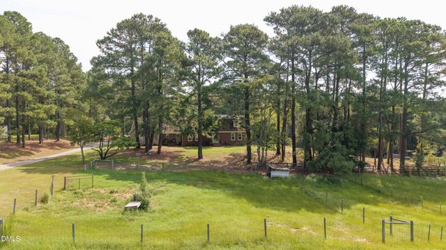 2282 Nc-55, Coats, NC 27521
