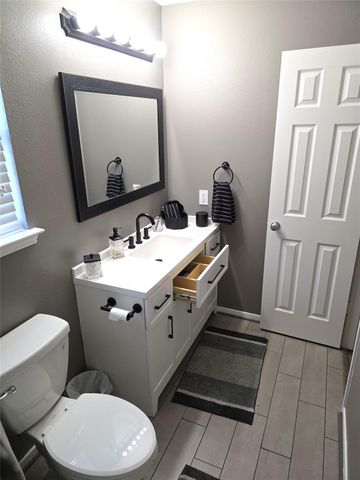 2301 Zavalla Drive, Deer Park, TX 77536