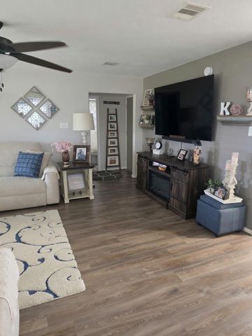 2301 Zavalla Drive, Deer Park, TX 77536