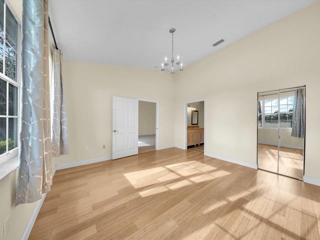 2851 E Aragon Boulevard 5, Sunrise, FL 33313