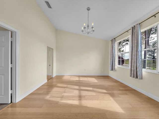 2851 E Aragon Boulevard 5, Sunrise, FL 33313