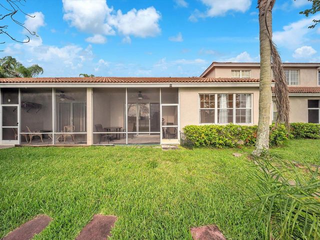 2851 E Aragon Boulevard 5, Sunrise, FL 33313