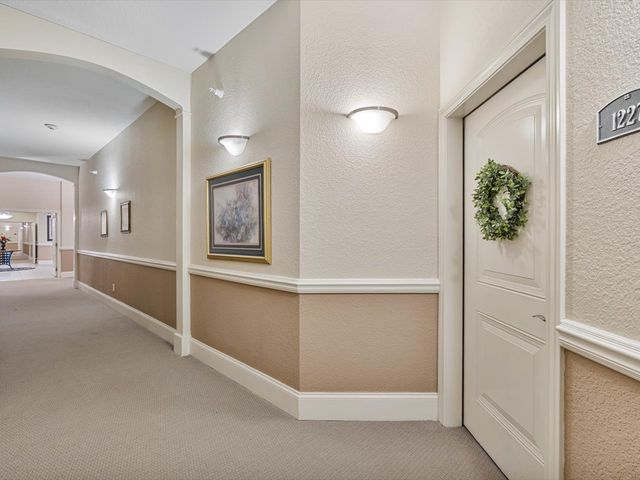 1227 E Kimberly Road 5A, Bettendorf, IA 52722