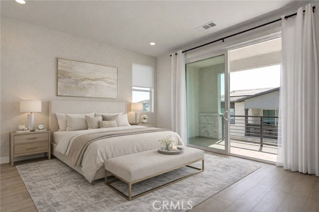 230 Sora, Irvine, CA 92618