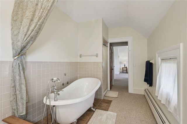 6590 Lake Road South, Sweden, NY 14420