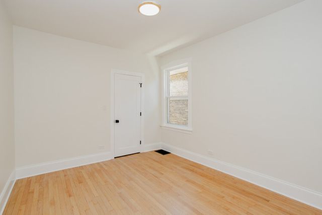 6018 W School Street, Chicago, IL 60634