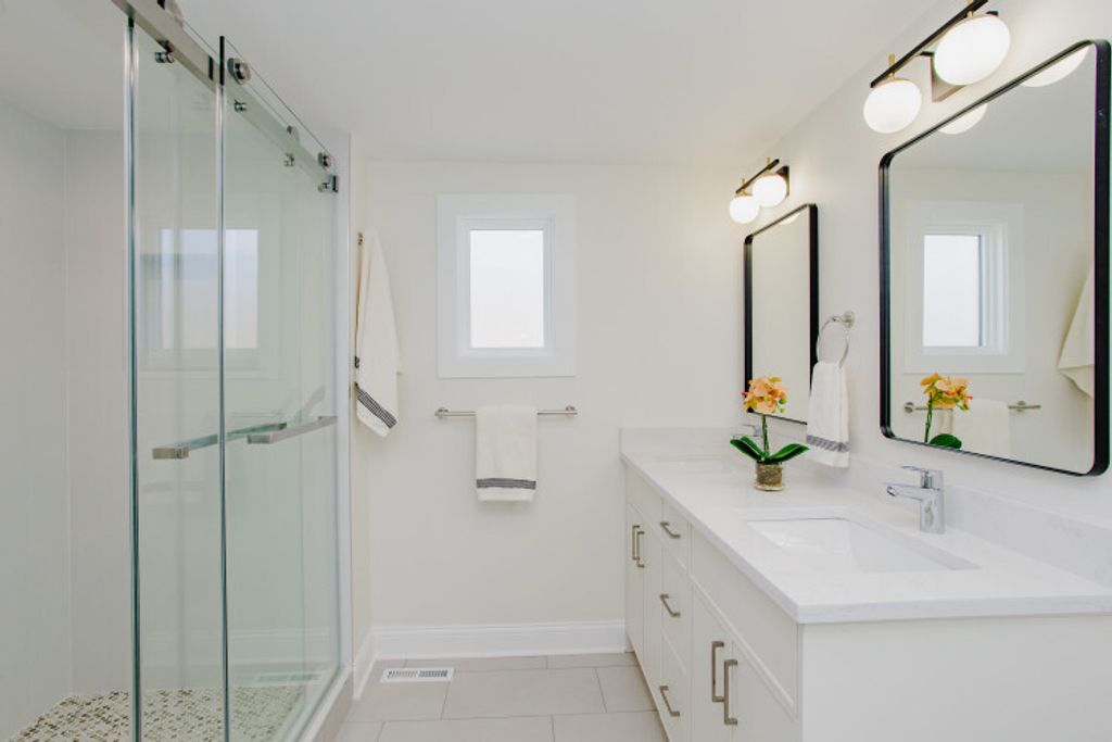 Image 18 of property listing at 6018 W School Street, Chicago, IL 60634