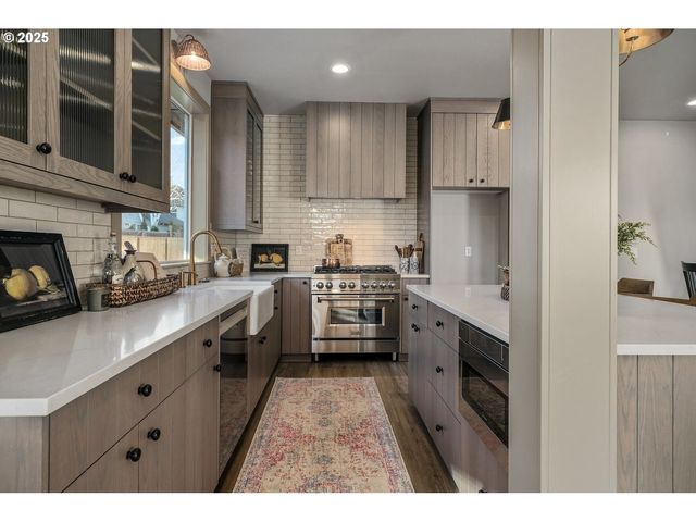 7531 LENNOX Ln Ne, Keizer, OR 97303