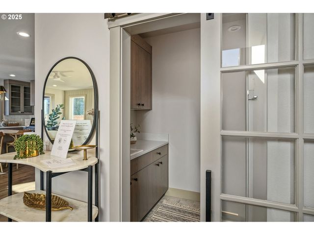 7531 LENNOX Ln Ne, Keizer, OR 97303