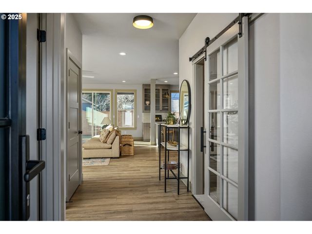 7531 LENNOX Ln Ne, Keizer, OR 97303