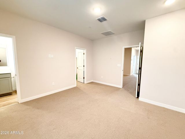 7532 W Darrow Street, Laveen, AZ 85339