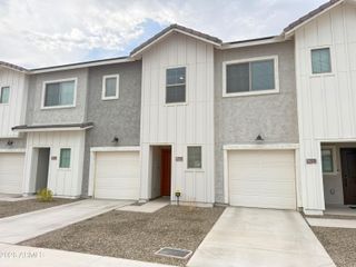 7532 W Darrow Street, Laveen, AZ 85339