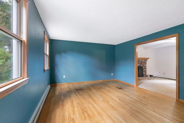 25 Caswell Ct, Douglas, MA 01516