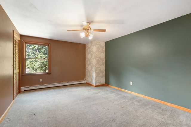 25 Caswell Ct, Douglas, MA 01516