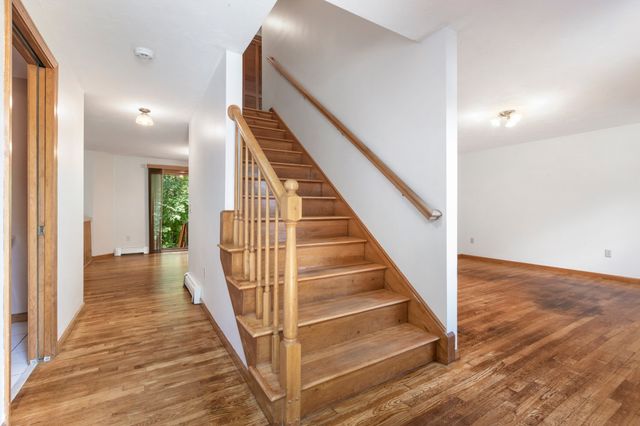 25 Caswell Ct, Douglas, MA 01516
