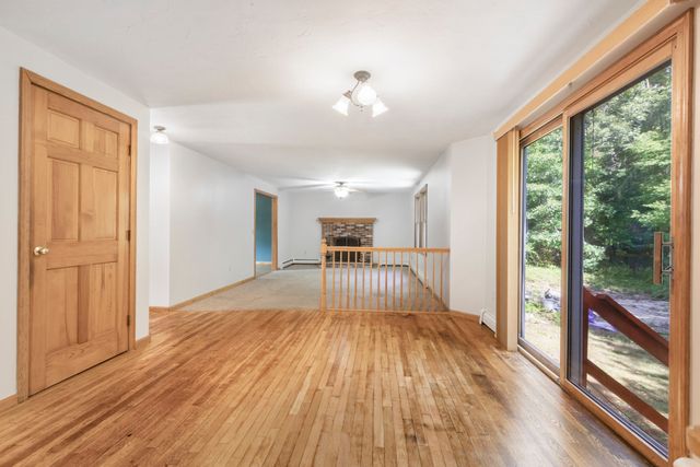 25 Caswell Ct, Douglas, MA 01516