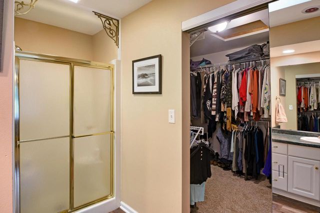 1402 Amys PLACE, West Bend, WI 53090