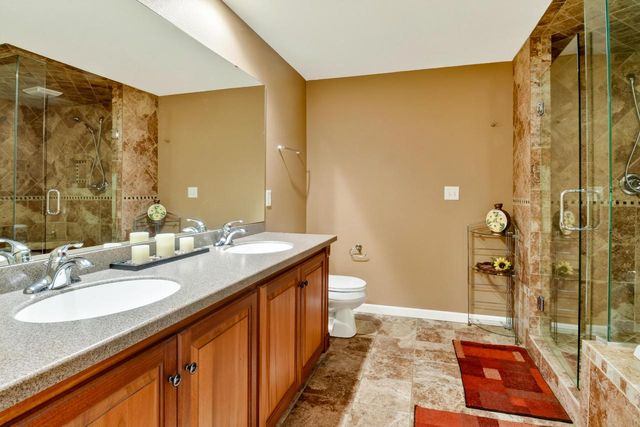 1402 Amys PLACE, West Bend, WI 53090