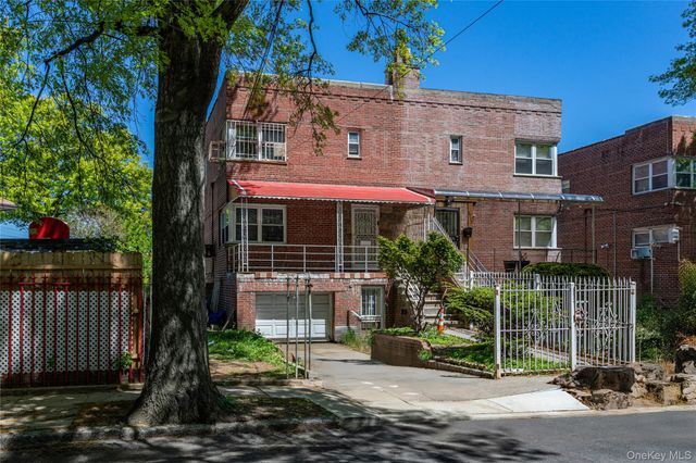 1711 Mansion Street, Bronx, NY 10460