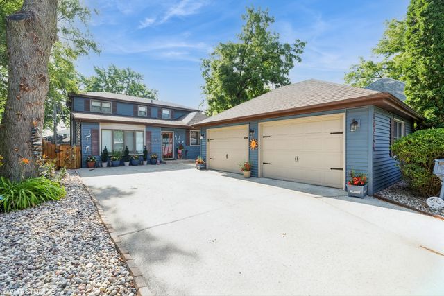 18241 Gottschalk Avenue, Homewood, IL 60430