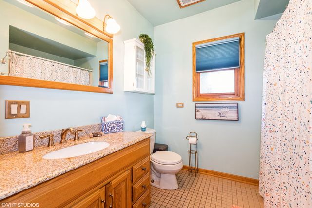 18241 Gottschalk Avenue, Homewood, IL 60430