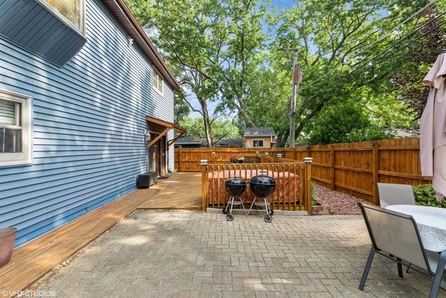 18241 Gottschalk Avenue, Homewood, IL 60430