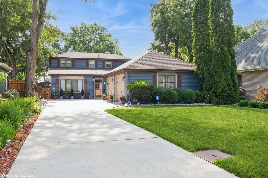 18241 Gottschalk Avenue, Homewood, IL 60430