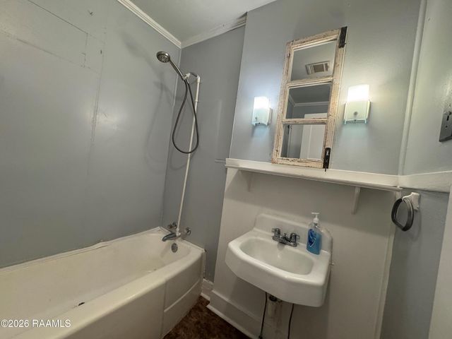 614 W Saint Louis Street, Lafayette, LA 70506