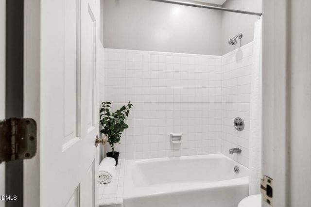 101 Oosting Drive, Chapel Hill, NC 27514