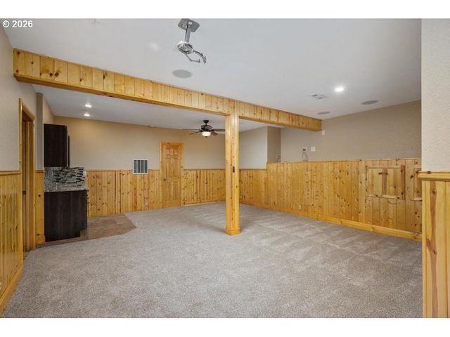 15530 Nw OLD PUMPKIN RIDGE Rd, North Plains, OR 97133