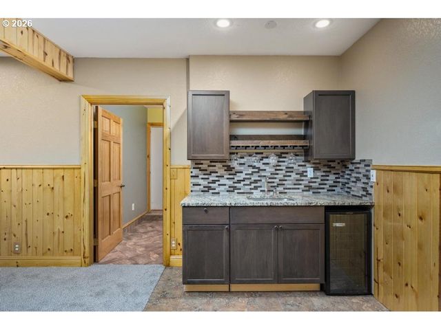 15530 Nw OLD PUMPKIN RIDGE Rd, North Plains, OR 97133