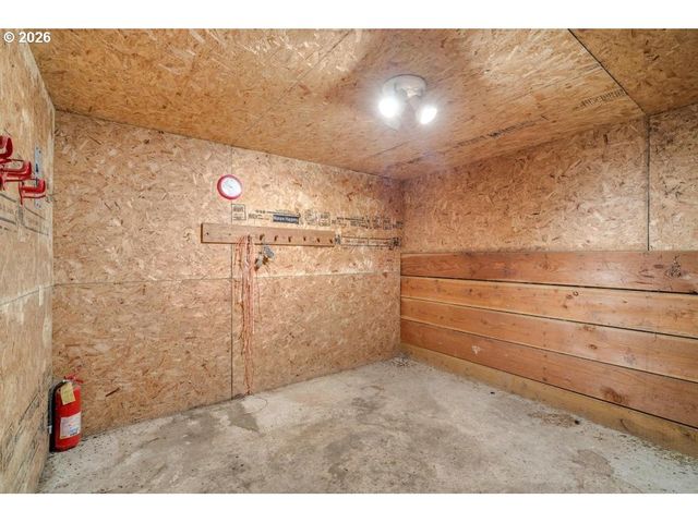15530 Nw OLD PUMPKIN RIDGE Rd, North Plains, OR 97133