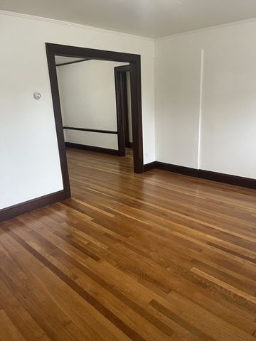607 Washington Street 1L, Braintree, MA 02184