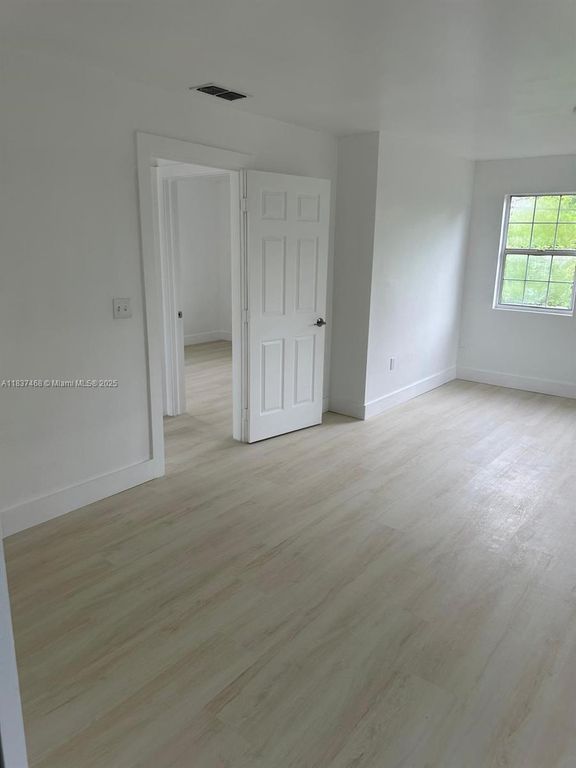 Image 18 of property listing at 420 Burning Tree ln, Punta Gorda, FL 33982