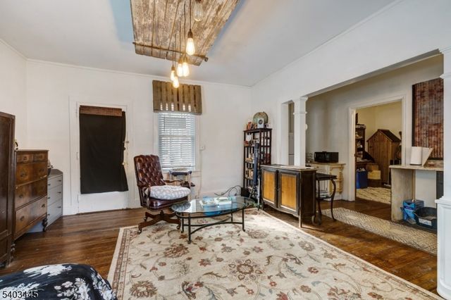 44 Main St, Califon Boro, NJ 07830