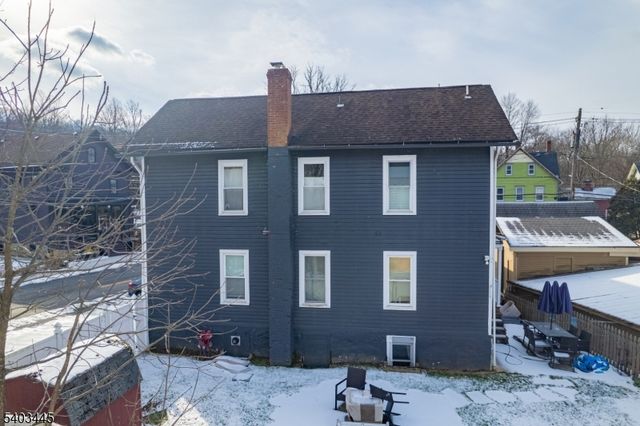 44 Main St, Califon Boro, NJ 07830