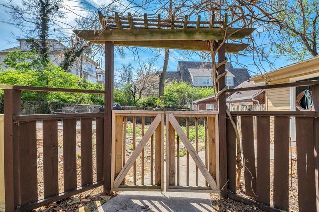 3317 Orleans Dr, Nashville, TN 37212