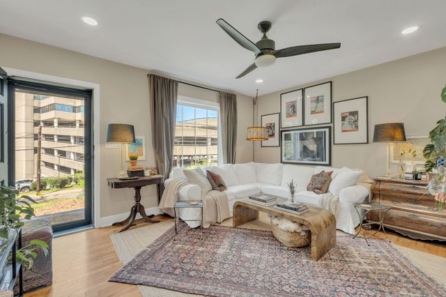 3317 Orleans Dr, Nashville, TN 37212