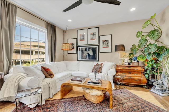 3317 Orleans Dr, Nashville, TN 37212