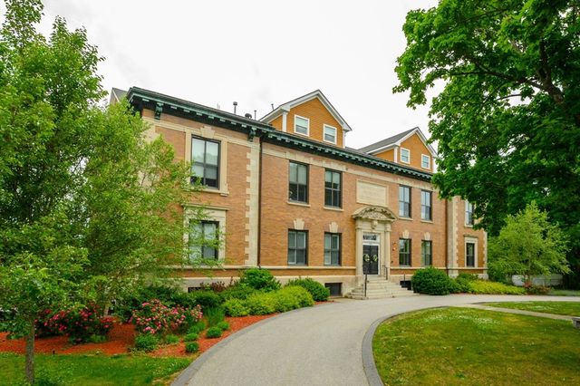 203 Middle St 5, Weymouth, MA 02189