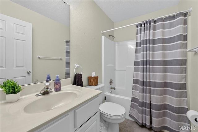 1515 Jonathan Court, Arnold, MO 63010